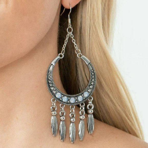 Passion of Essence Jewelry - SALE! Day to Daydream Blue Earrings